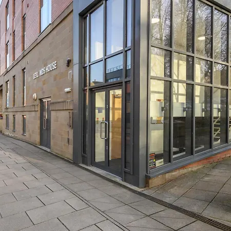 Superb 2 Bed With 2 En-suite - Centre With Underground Parking Lejlighed Leeds (West Yorkshire)