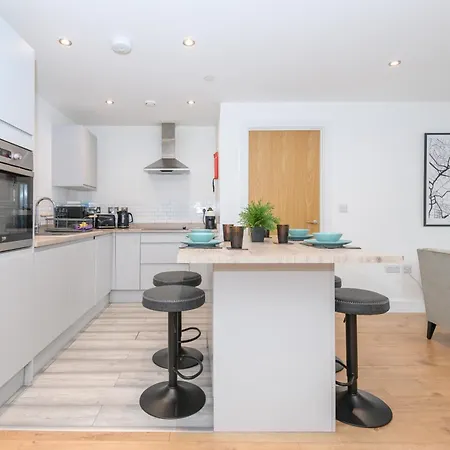 Apartment Superb 2 Bed With 2 En-suite - Centre With Underground Parking Leeds (West Yorkshire)