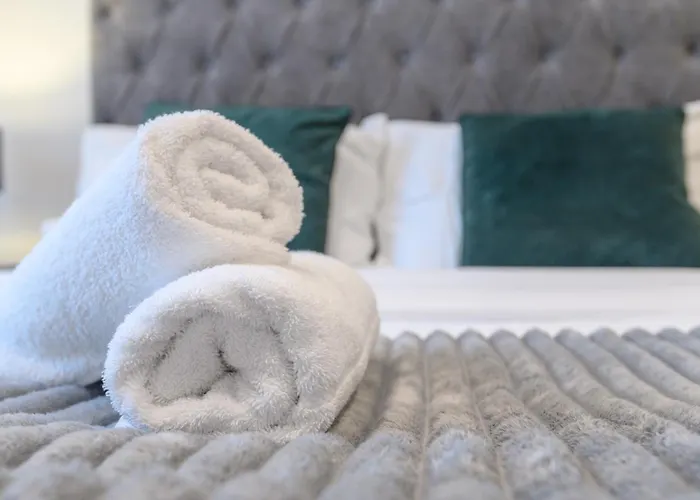 Superb 2 Bed With 2 En-suite - Centre With Underground Parking Apartment Leeds (West Yorkshire)