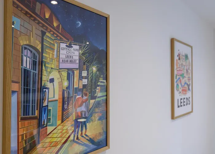 דירה Superb 2 Bed With 2 En-suite - Centre With Underground Parking